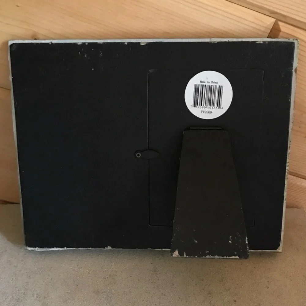 Molded Resin 3x5 Soccer Keepsake picture Frame